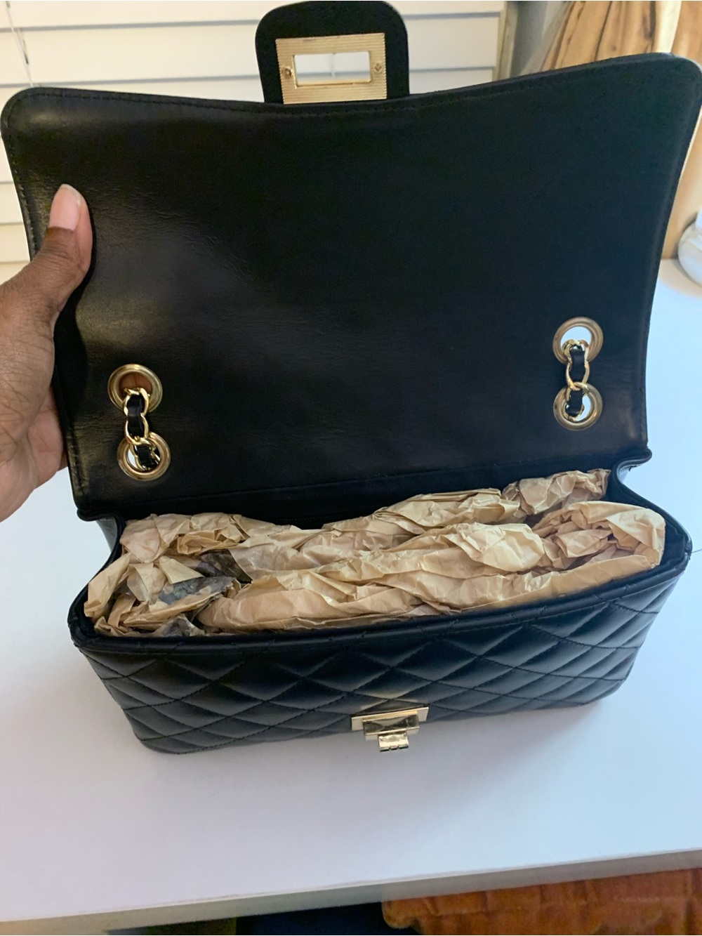 Classic Quilted Black Shoulder Bag with Gold Chain - Picture 7 of 7